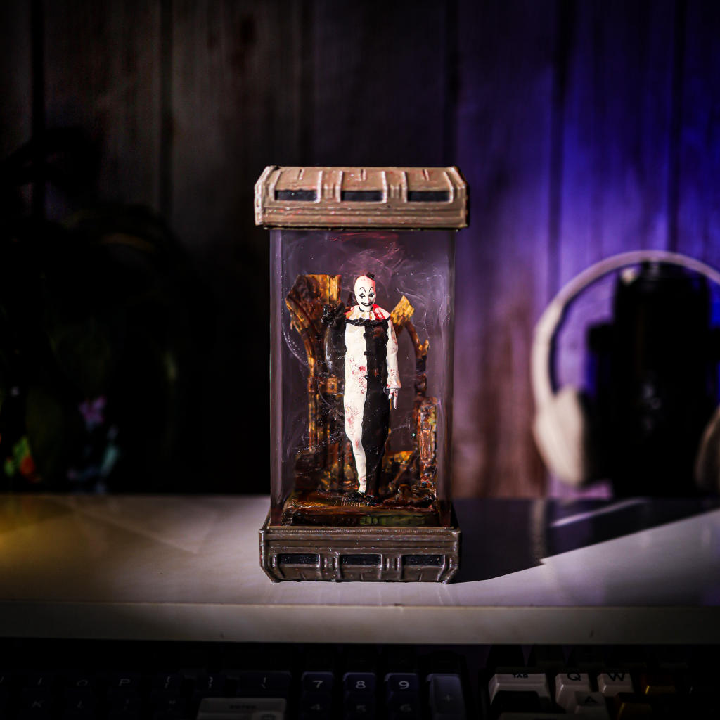 Art the Clown Terrifier Lamp 7 Creepy Clown Halloween Lamp