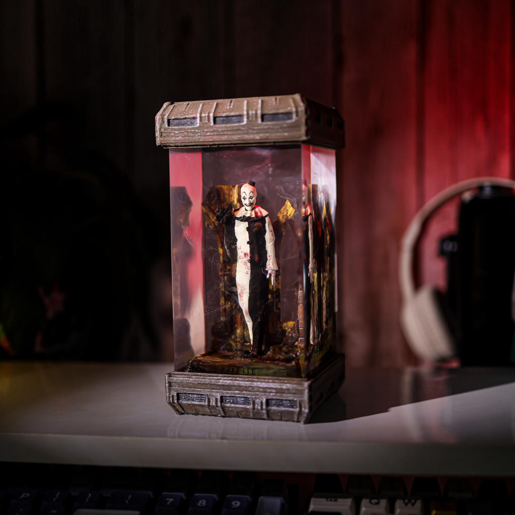 Art the Clown Terrifier Lamp 6 Art the Clown LED Desk Lamp