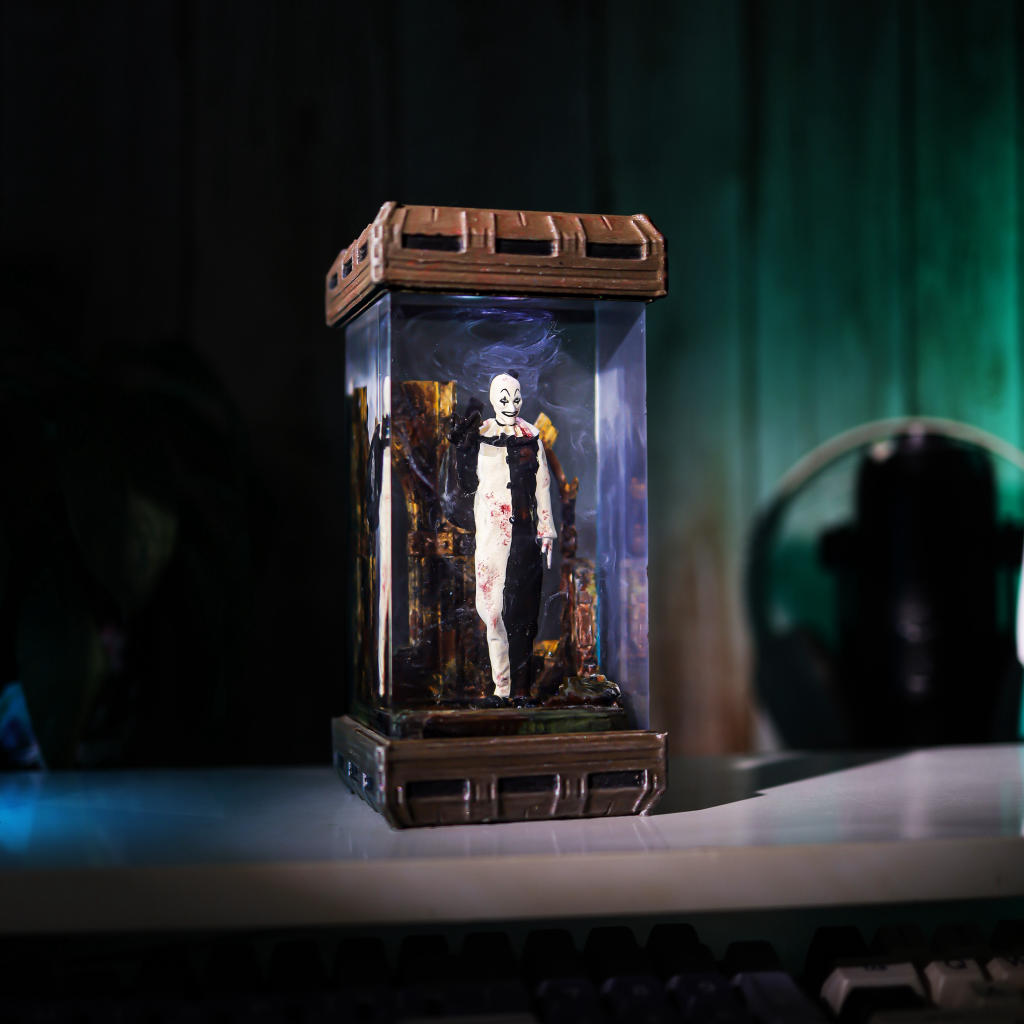Art the Clown Terrifier Lamp 3 Art the Clown Terrifier Lamp
