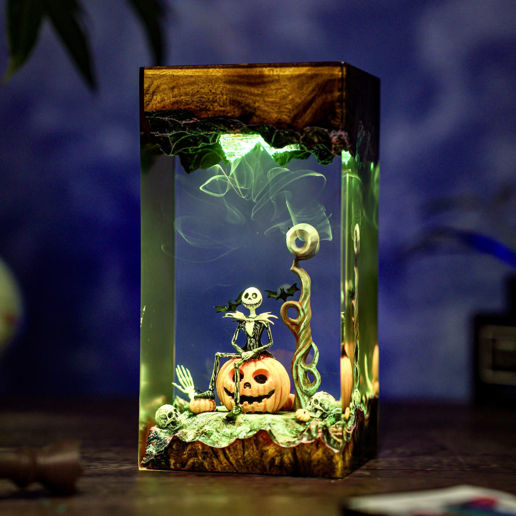 pumpkin-jack-halloween-lamp-7.jpg