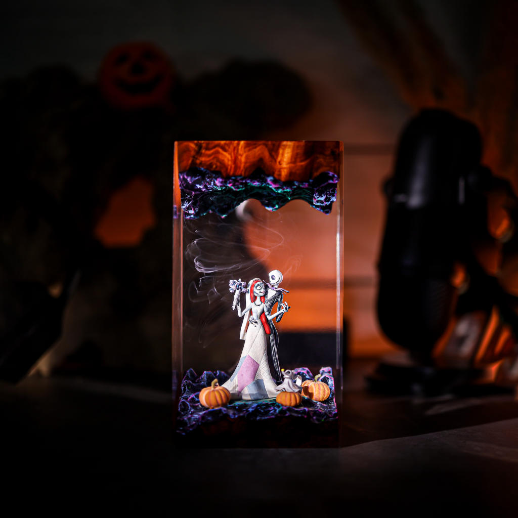 【国内未発売】Nightmare Before Christmas ランプ 美品 Amazon.com: The Nightmare Before Christmas Spiral Hill LED Mood