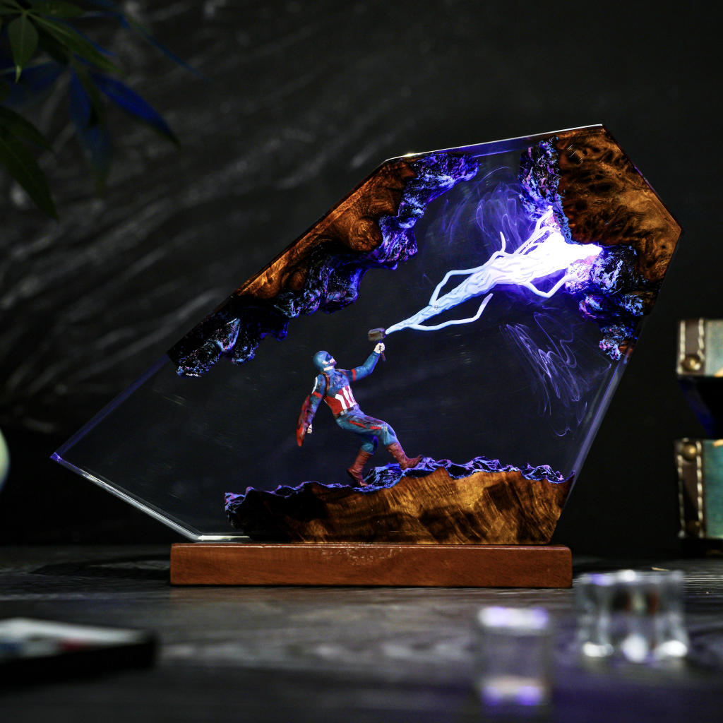 Captain-America-Thunder-Lightning-Lamp (3) Captain america resin lamp