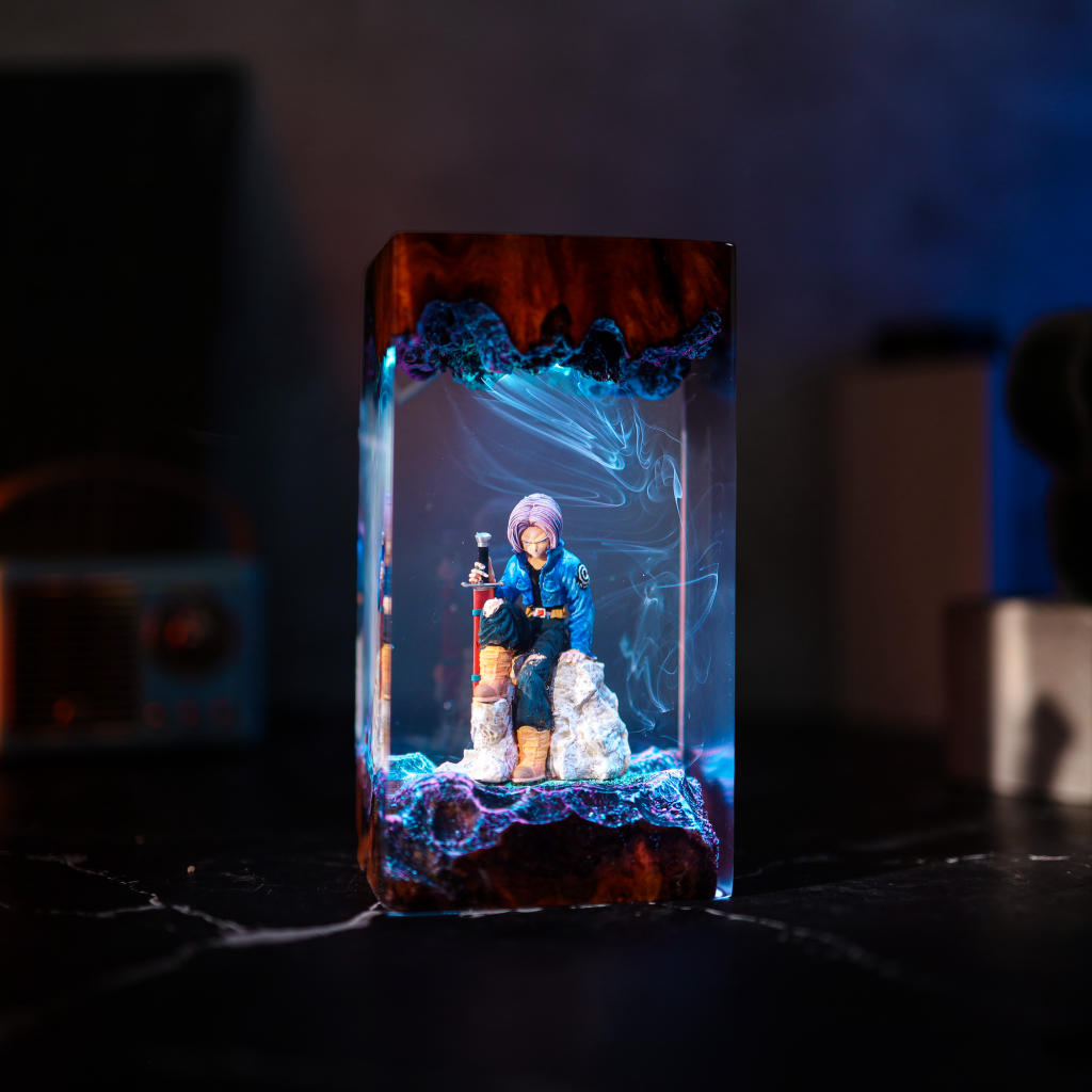 Trunks-Dragon-Ball-Lamp (4) Dbz trunks table lamp