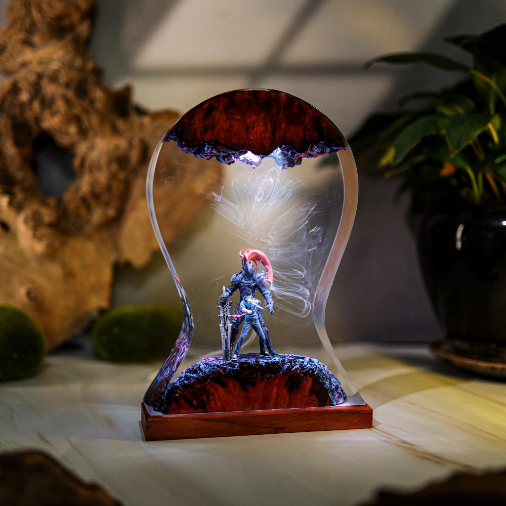 Shadow Hunter and Blood-Red Commander Headphone Stand & Lamp 18 Igris headphone stand lamp