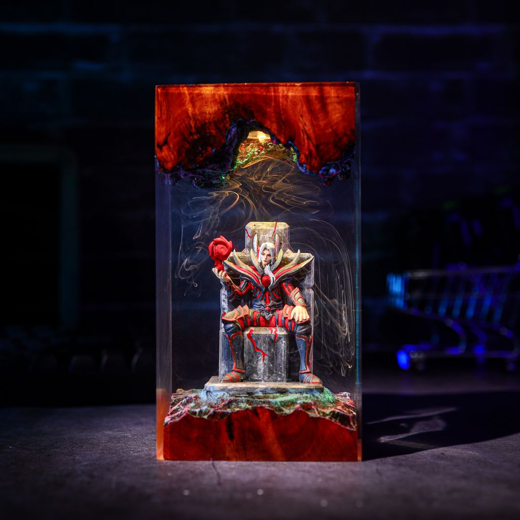 Emperor Of The Mankind Warhammer Lamp Blood lord vladimir league of legends night light