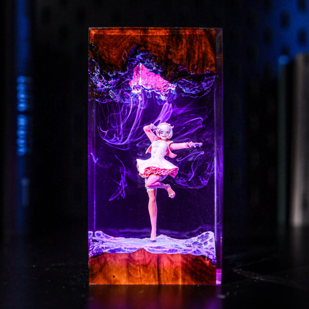 Elphelt Valentine Guilty Gear Lamp 5 Guilty Gear anime desk light