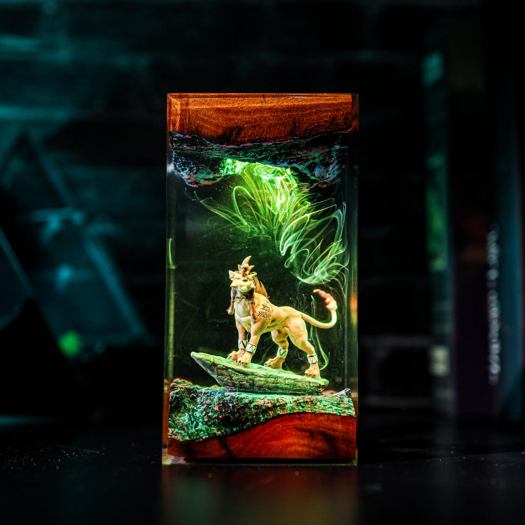 Red XIII Final Fantasy VII Lamp 9 Red XIII Table Lamp