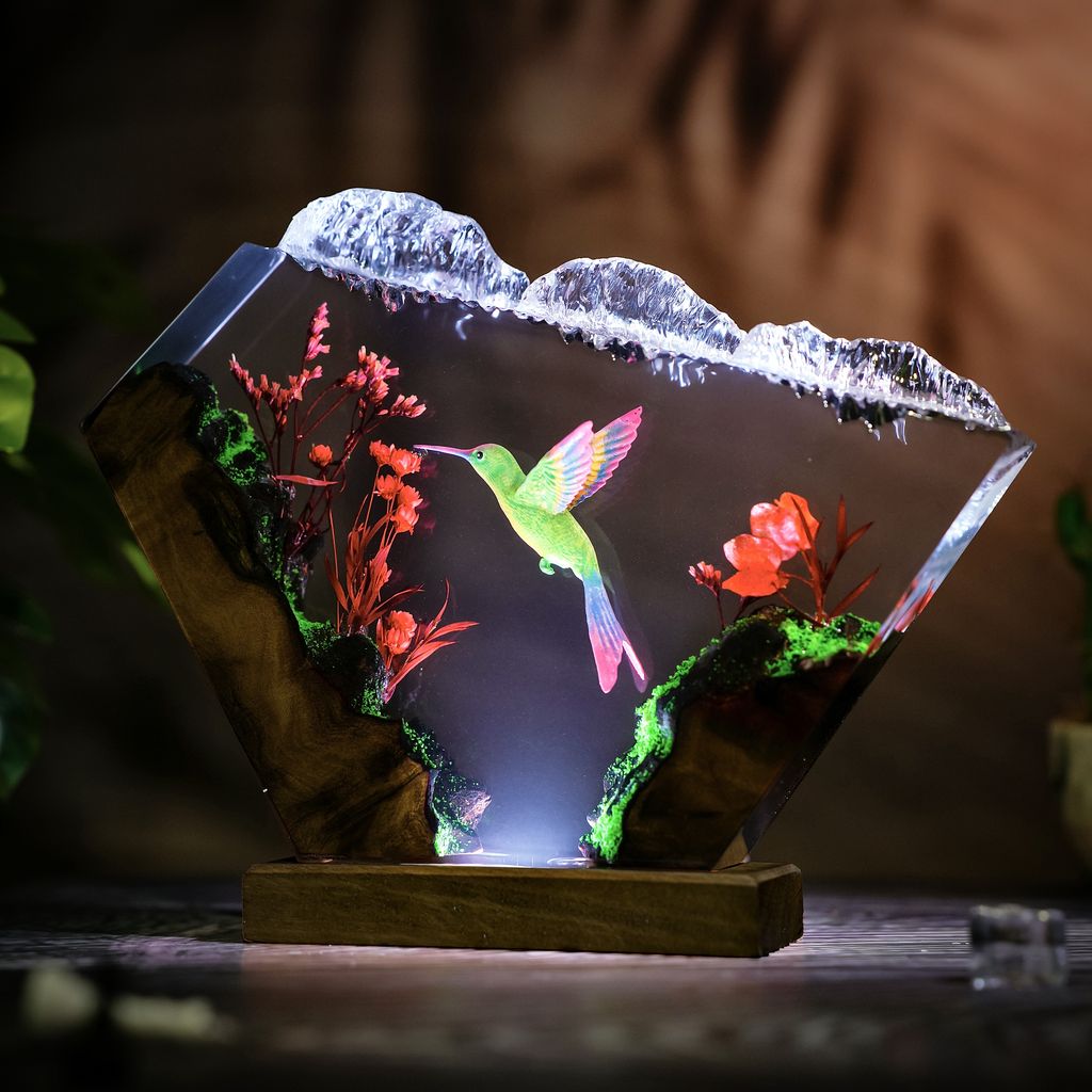 Hummingbird-Epoxy-Night-Light Hummingbird epoxy night light