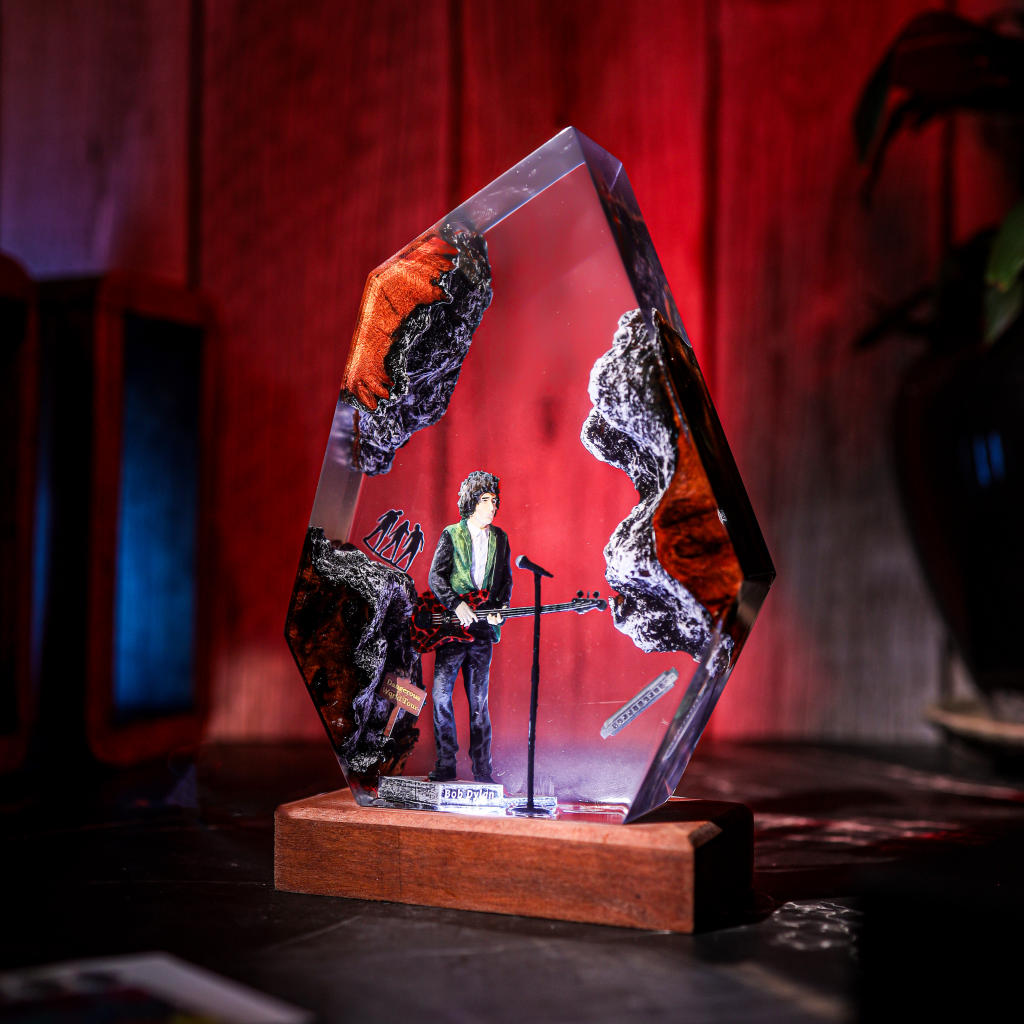 Bob Dylan Epoxy Lamp 1 Bob Dylan Epoxy Lamp