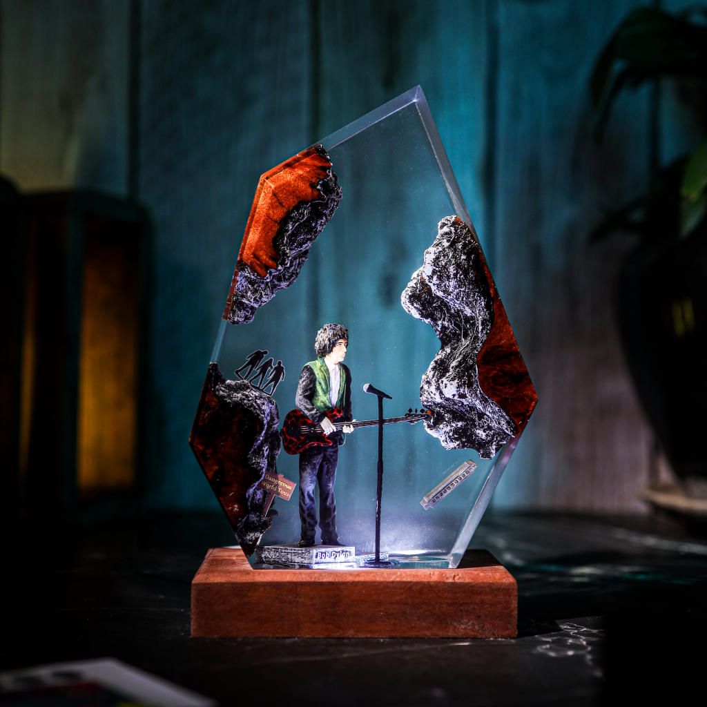 Bob Dylan Epoxy Lamp 7 Bob Dylan Epoxy Lamp