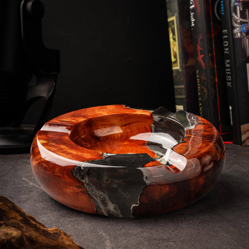 Resin Cigar Ashtray 7 Resin Cigar Ashtray