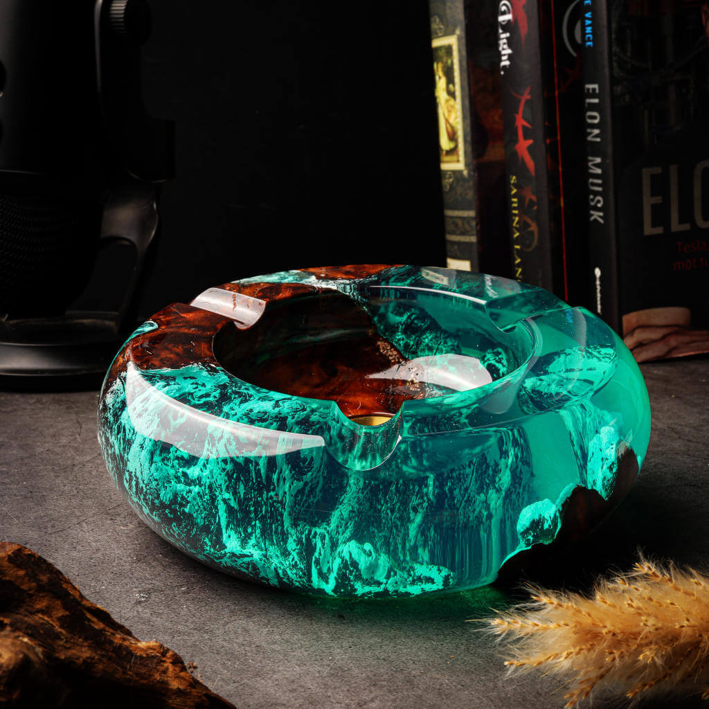 Resin Cigar Ashtray 4 Resin Cigar Ashtray