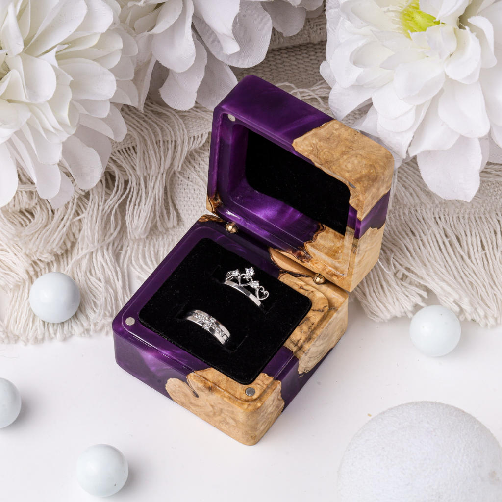 Square Resin Double Ring Box 1 Square Resin Double Ring Box