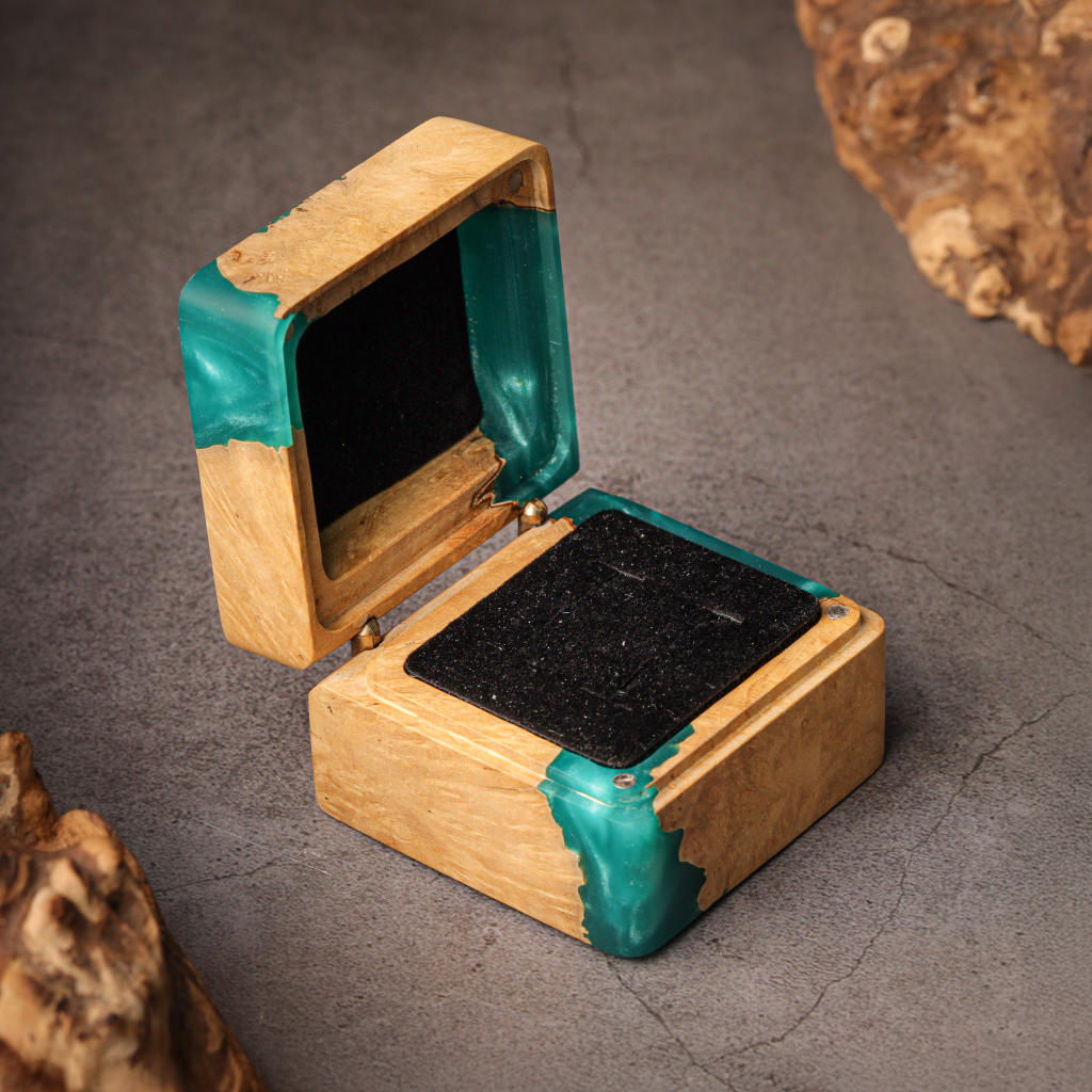 Square Resin Double Ring Box 2 Square Resin Double Ring Box