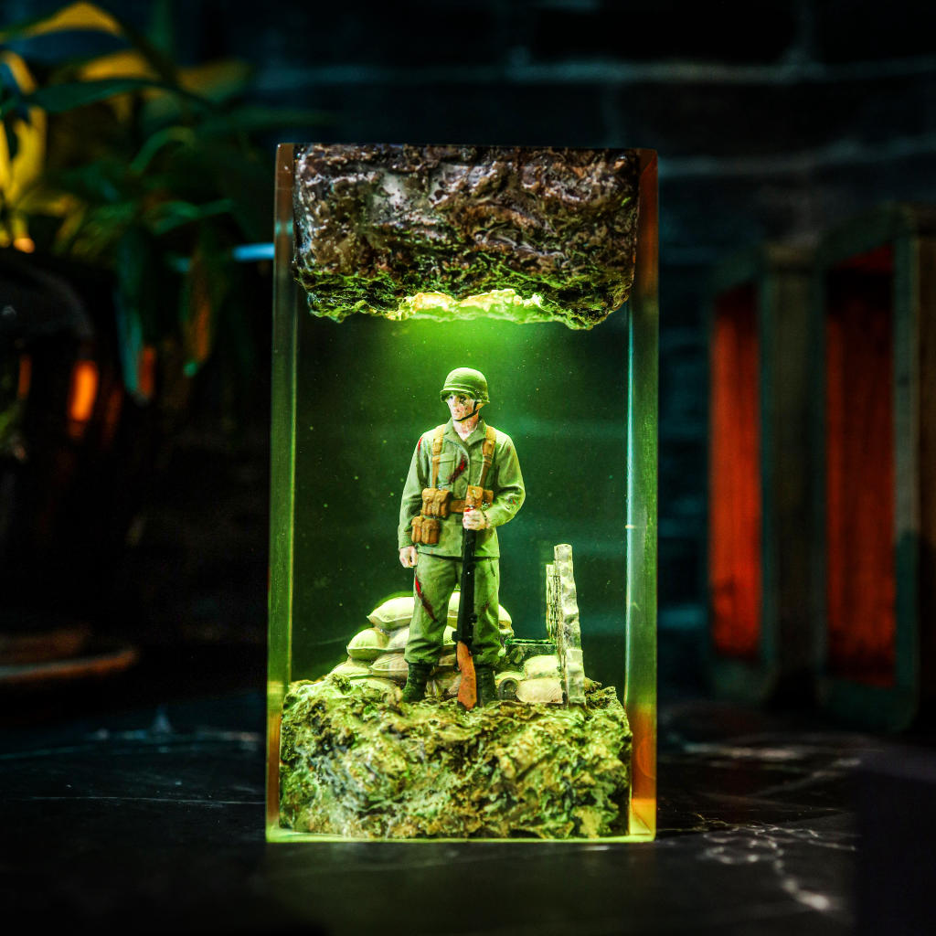War Soldier Epoxy Lamp 1 War Soldier Epoxy Lamp