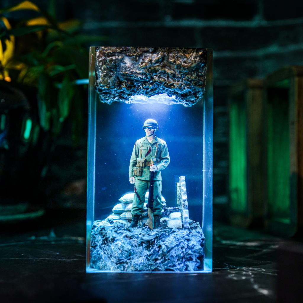War Soldier Epoxy Lamp 4 War Soldier Epoxy Lamp