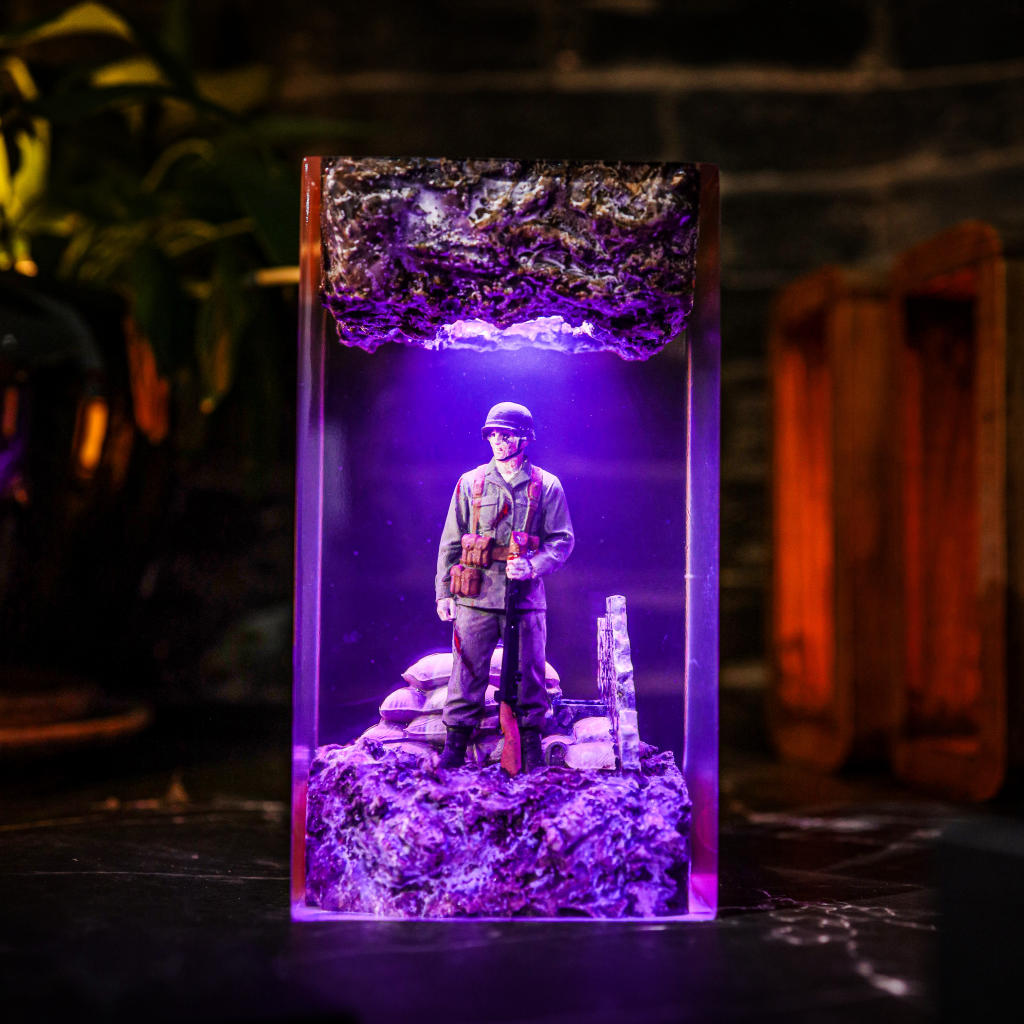 War Soldier Epoxy Lamp 5 War Soldier Epoxy Lamp