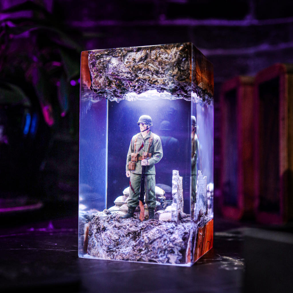War Soldier Epoxy Lamp 7 War Soldier Epoxy Lamp